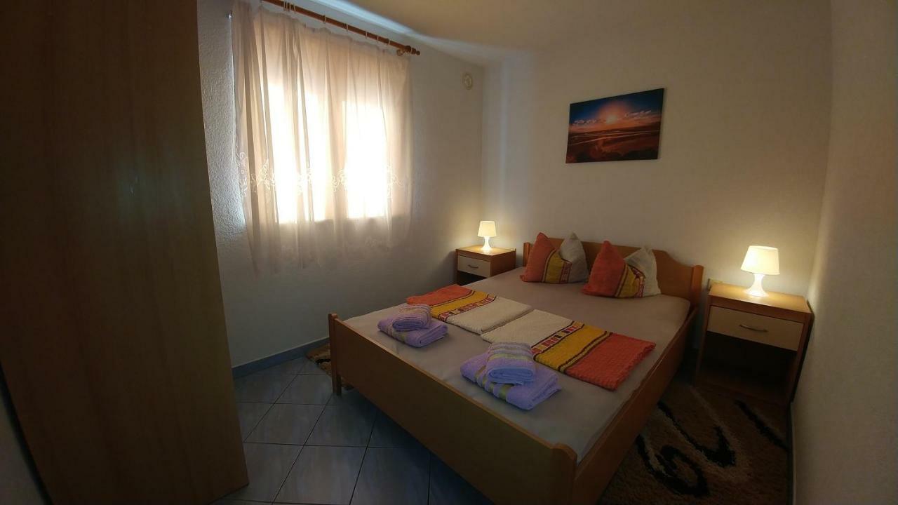 Apartments Ayla Vir Exterior foto